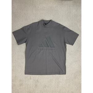adidas Basketball Tee Charcoal / Size S / $40 Retail!! / Brand New Style